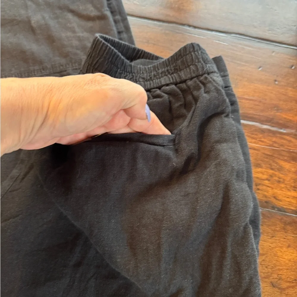 Banana Republic Wide Leg Cropped Elegant Black Pants- Size XS